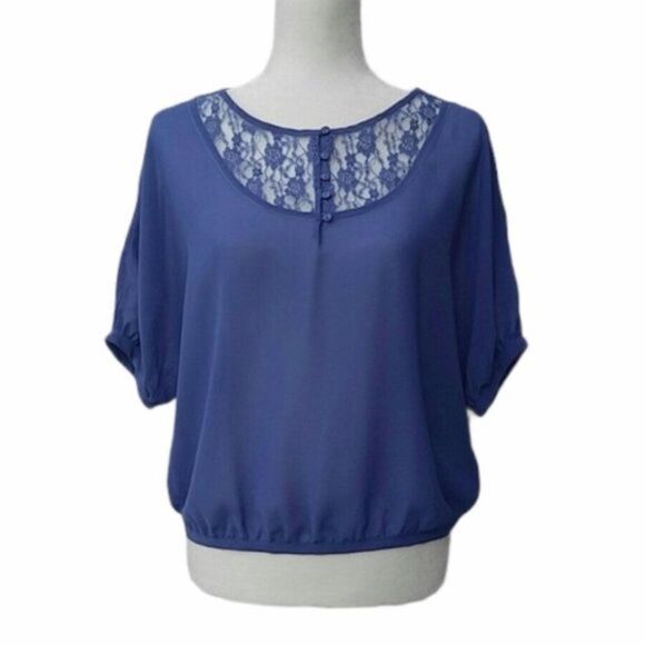 Urban Outfitters Tops - Urban Outfitters Kimchi Blue Blue Lace Crop Top Shirt Small